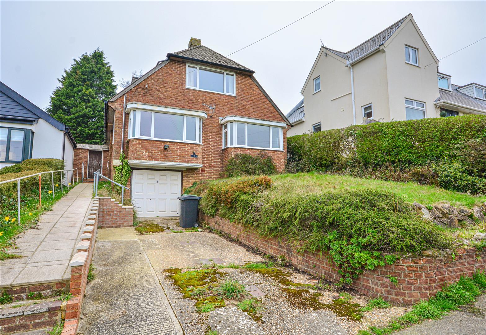 Ochiltree Road, Hastings Rush, Witt & Wilson